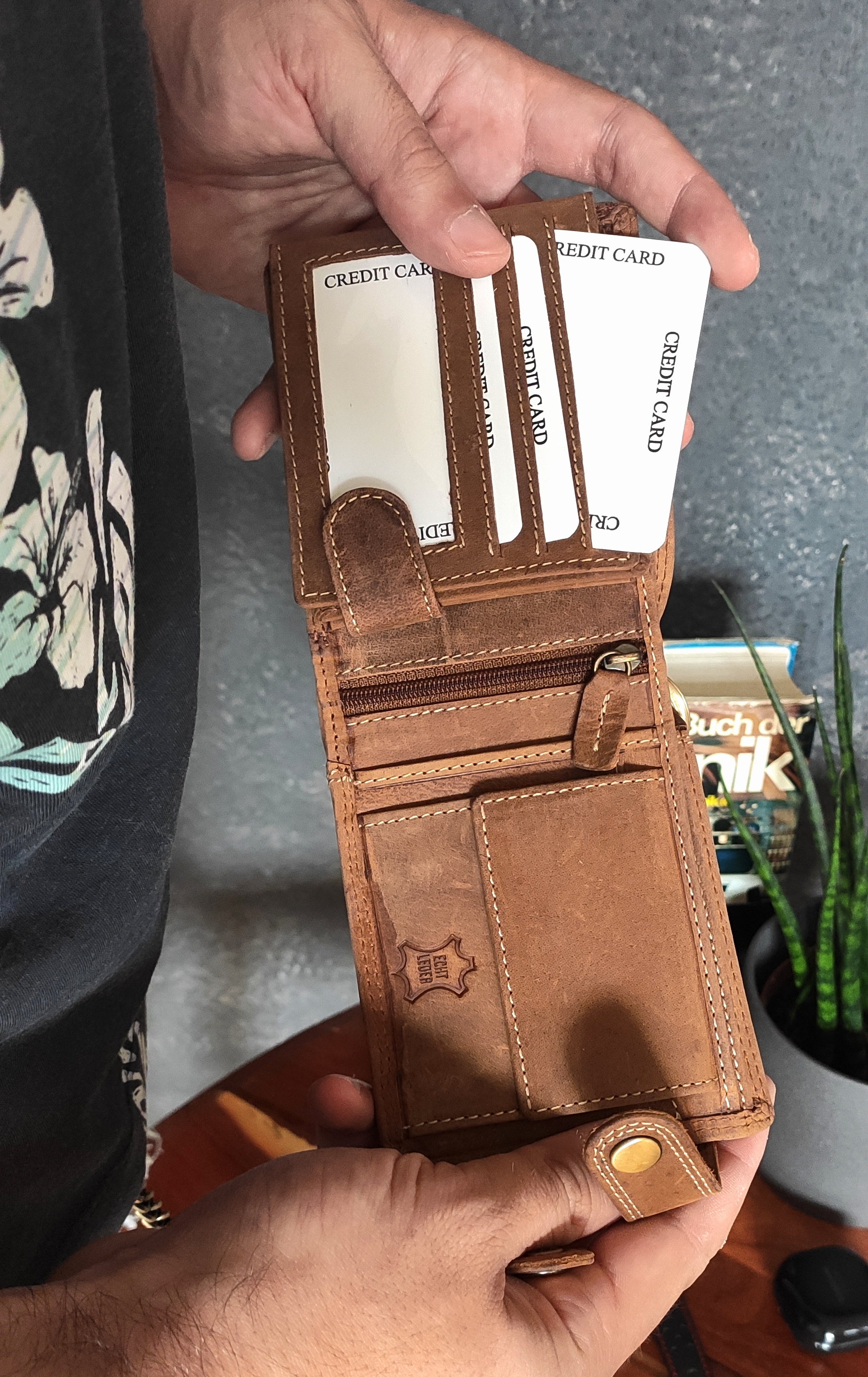 Herren Voll Leder Geldbörse mit RFID und NFC Schutz im Querformat im Vintage Look mit Sicherheitskette